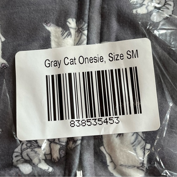 NEW Taylor Swift Cat Onesie - Picture 5 of 7